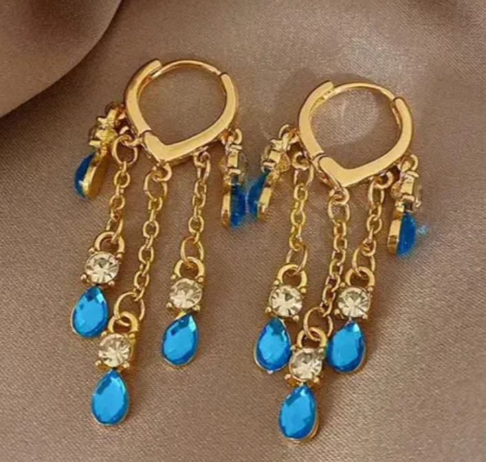 Hermosos Aretes Azules Colgantes
